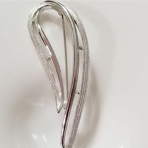 Vintage Sarah Coventry pin